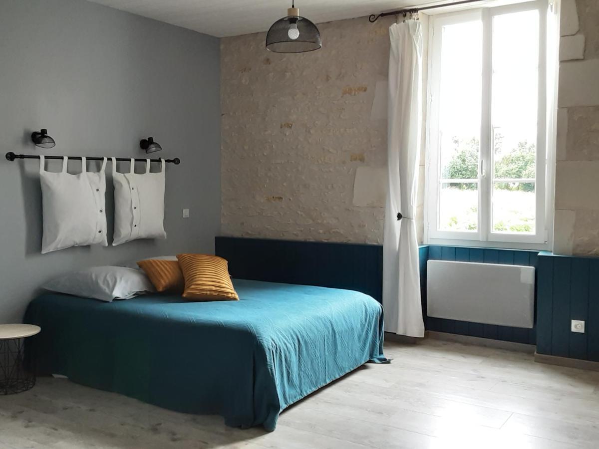 Appartamento La Tourterelle Thaims Esterno foto