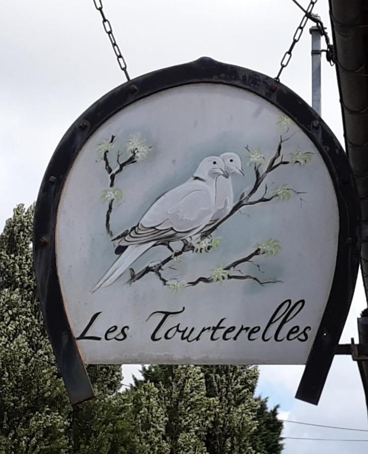 Appartamento La Tourterelle Thaims Esterno foto